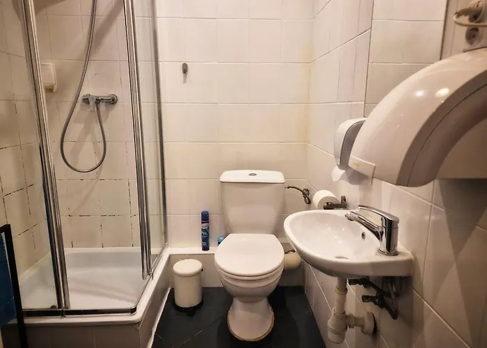 Main Square 18 View 2 *